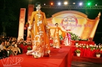 Thương hiệu áo dài Lá Sen