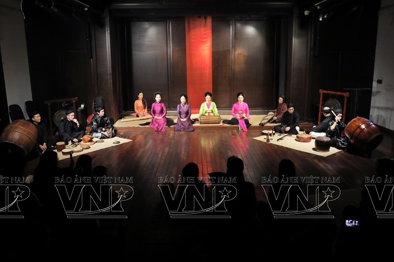 Experiencing Ethnic Art