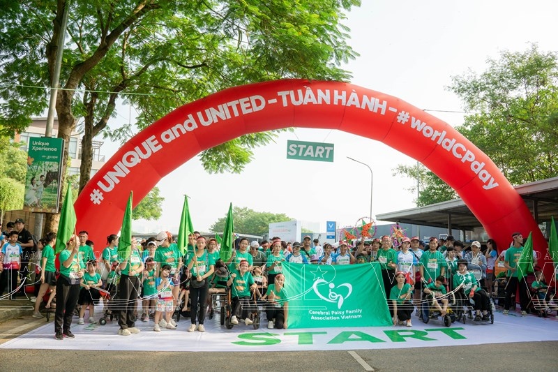 Nâng bước chân em - Giải chạy thiện nguyện vì trẻ em bại não