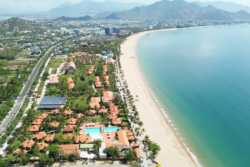 Khanh Hoa promotes development at Ninh Chu National Tourist Area