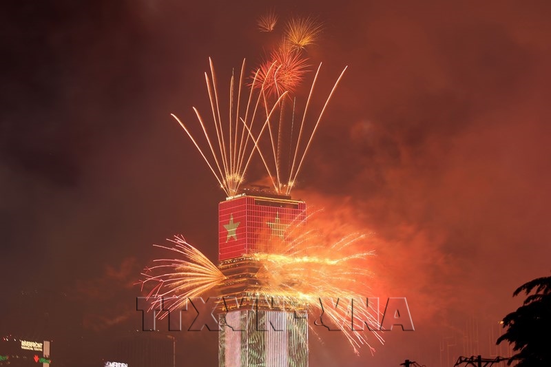 Fireworks Illuminate Ho Chi Minh Citys 50th Anniversary