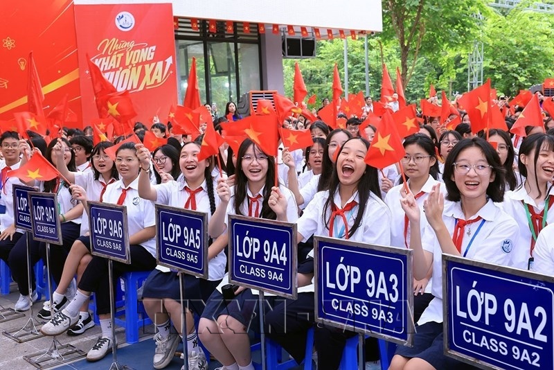 Tưng bừng ngày khai giảng năm học mới 2026 - 2027 trên cả nước