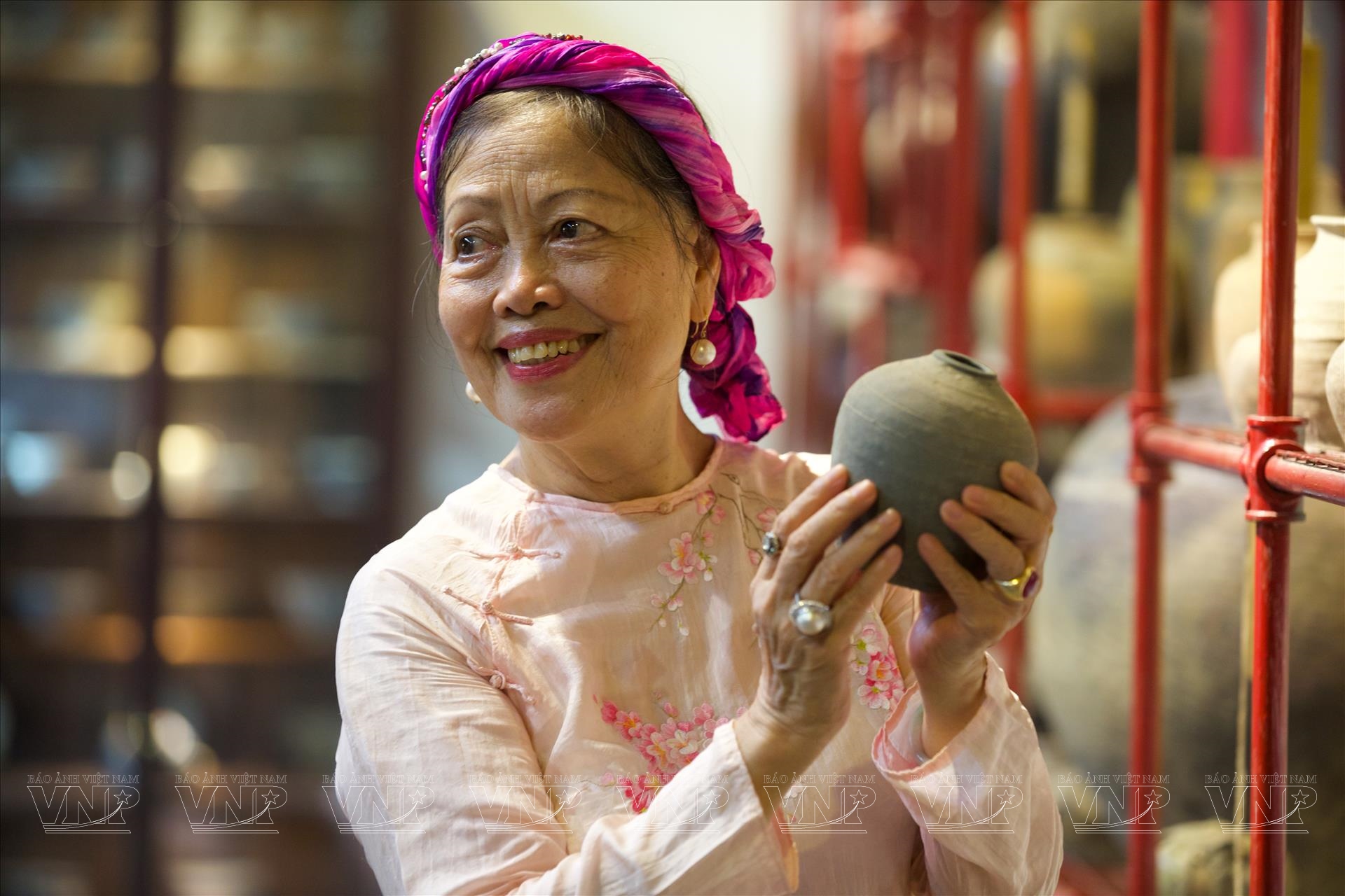 Prof. Thai Kim Lan – Home is Where the Heart is - Vimarsana News