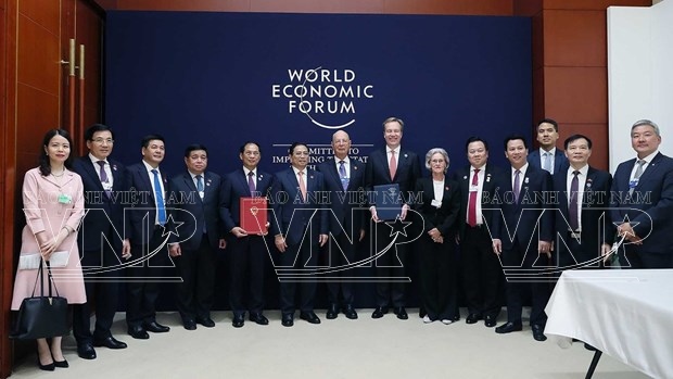 Swiss experts put high expections on PM Chinh's Davos trip