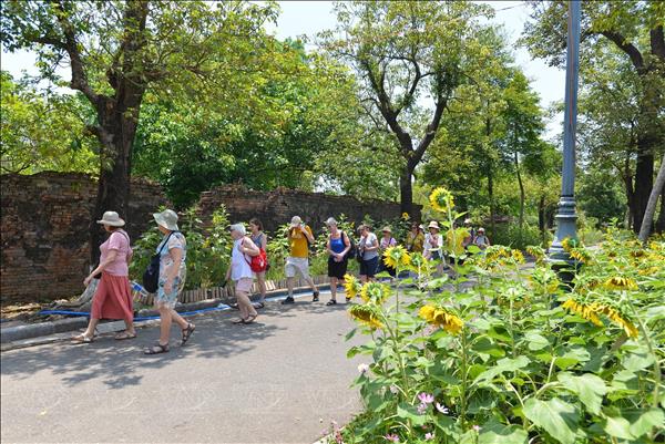 Khách nước ngoài đến Huế tăng mạnh dịp nghỉ lễ 30/4 và 1/5