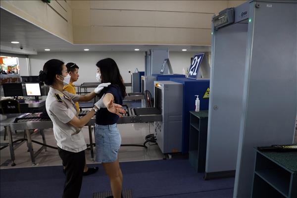 노이바이 T2 확장 터미널에서 비접촉(Non-Contact) 여행 경험