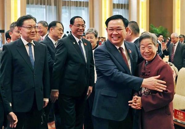 NA Chairman joins in Vietnam - China peoples friendship meeting