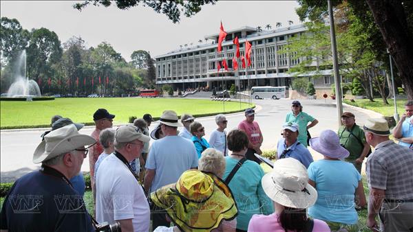 ទីក្រុងហូជីមិញរំពឹងថា នឹងស្វាគមន៍ភ្ញៀវទេសចរអន្តរជាតិ ចំនួន ១០ លាននាក់នៅឆ្នាំ ២០២៥