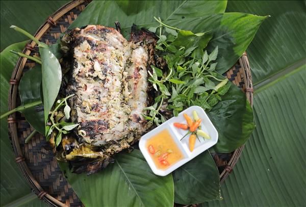 Cá dầm xanh nướng: Đặc sản của người Thái ở Pù Luông