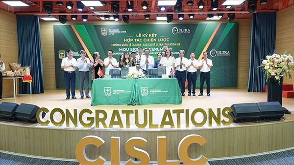 CIS Lao Cai, UKs Ultra Education to bring startup training to Vietnamese students