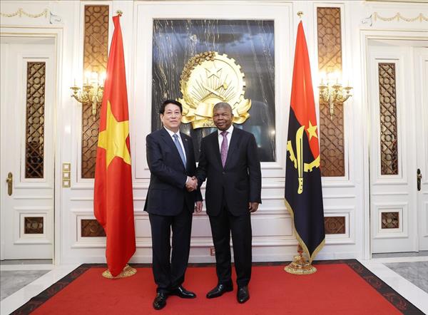 Vietnam, Angola issue joint statement