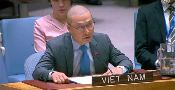 ຫວຽດນາມ ຮຽກຮ້ອງເພີ່ມທະວີການຮ່ວມມືຢ່າງແທດຈິງໃນທຸກລະດັບເພື່ອຮັບປະກັນຄວາມໝັ້ນຄົງທາງທະເລ