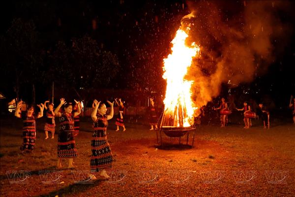 ទីក្រុងដាណាំង - សម្រស់ទេសចរណ៍សហគមន៍