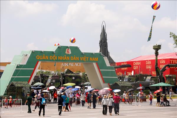 Vũ khí tự chủ phục vụ Tổ quốc và nhân dân