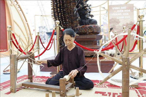 흥옌(Hưng Yên)성,  전통과 현대의 이야기를 엮다