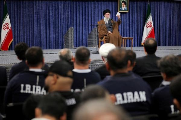 이란, 하메네이 최고지도자 사망 공식 발표…이스라엘과의 교전 격화