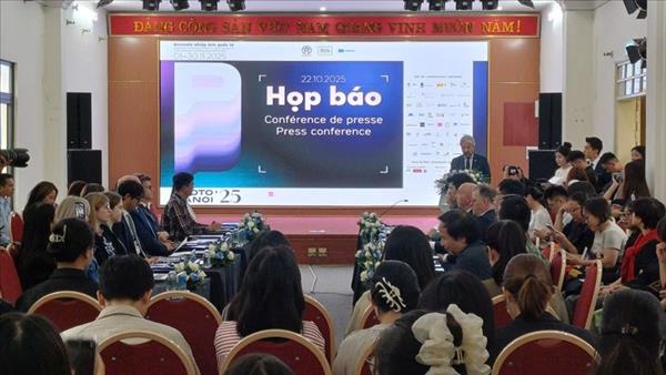 Photo Hanoi25 ເຕົ້າໂຮມບັນດານັກສິລະປິນຂອງ 21 ປະເທດ