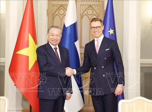 苏林总书记对芬兰进行的正式访问:开启充满前景的两国合作新篇章