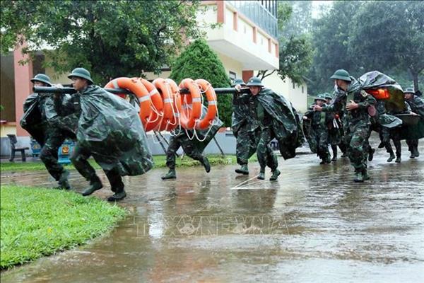 PM orders emergency response as Storm Fengshen threatens central region