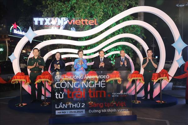 Trưng bày Giải thưởng Công nghệ từ trái tim lần thứ 2 -  Rực rỡ sắc màu sáng tạo và sự kết nối nhân văn