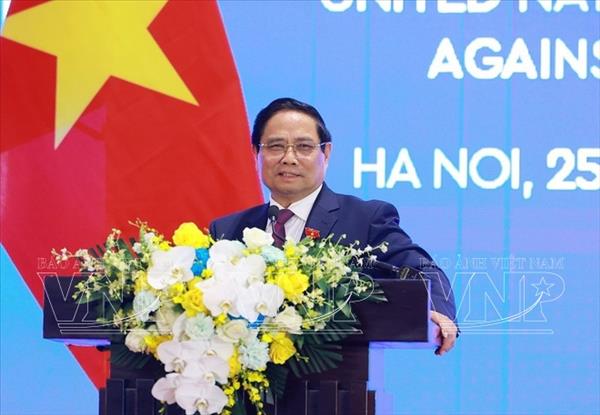 越南政府总理与联合国秘书长出席《河内公约》开放签署仪式新闻发布会