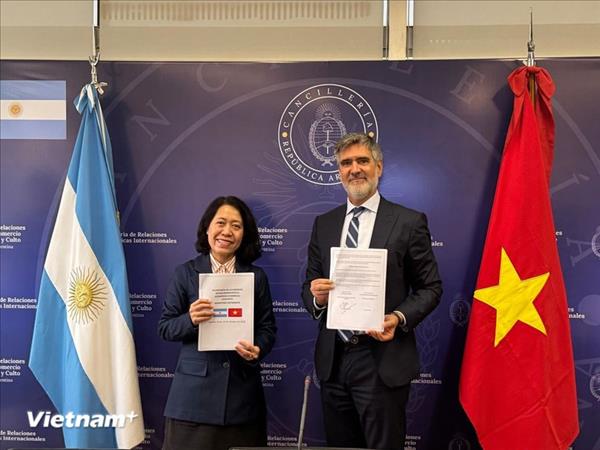 Vietnam, Argentina hold 8th meeting of intergovernmental committee