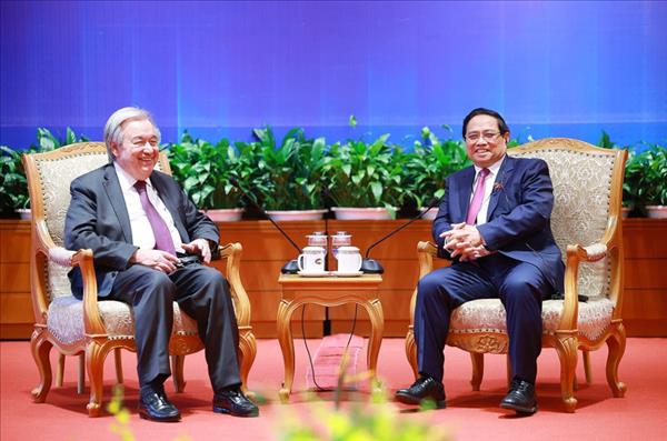 Le SG de lONU compte sur le rôle du Vietnam dans la construction dune nouvelle structure des relations internationales