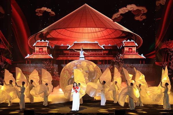 ハノイ条約署名式を祝う芸術プログラム