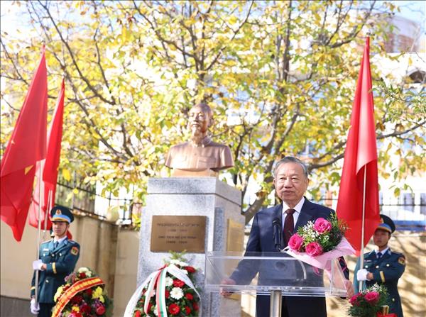 Tổng Bí thư Tô Lâm dự khánh thành Tượng Chủ tịch Hồ Chí Minh tại Bulgaria
