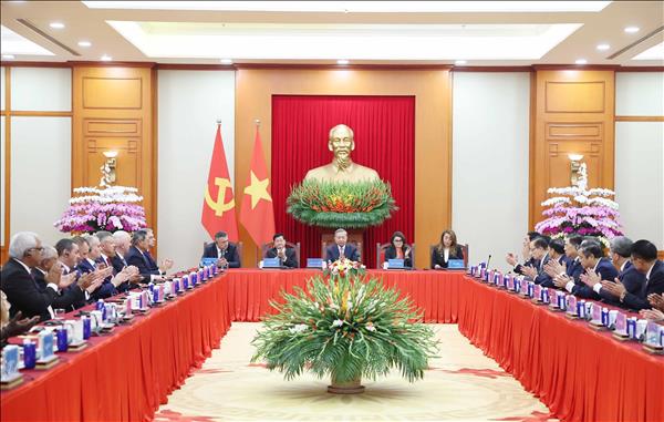 Tổng Bí thư Tô Lâm tiếp Trưởng đoàn các nước tham dự Lễ mở ký Công ước Hà Nội