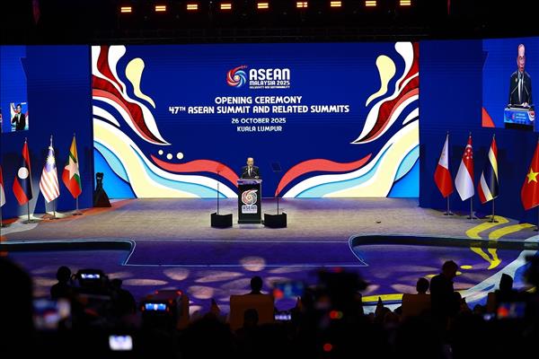 第47回ASEAN首脳会議がクアラルンプールで開幕
