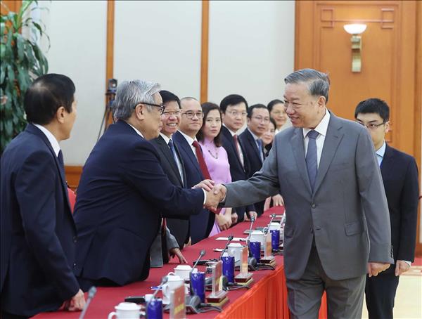 또 럼 당 서기장, ‘베트남학 국제 학술 대회 대표단 접견