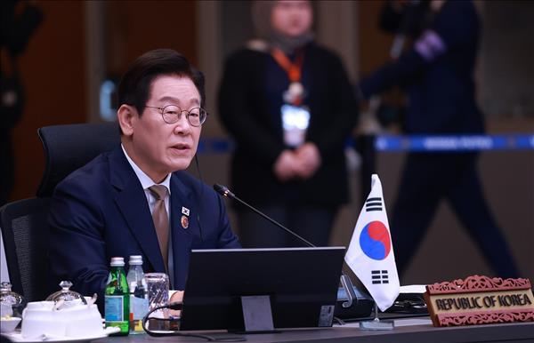 팜밍찡 총리, 이재명 한 대통령 외 다수 국가‧국제기구 지도자와 회동
