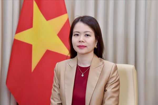 梁强主席出席2025年APEC领导人会议并在韩开展双边活动:有力传递关于越南的潜力、优势、政策决断和战略突破的信息