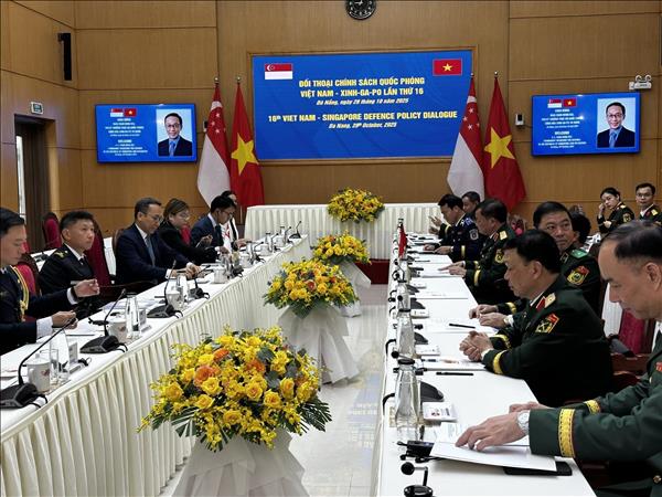 Đối thoại Chính sách Quốc phòng Việt Nam - Singapore lần thứ 16