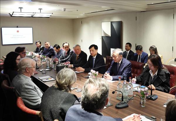 Tổng Bí thư Tô Lâm tiếp Tổng Bí thư Đảng Cộng sản Anh