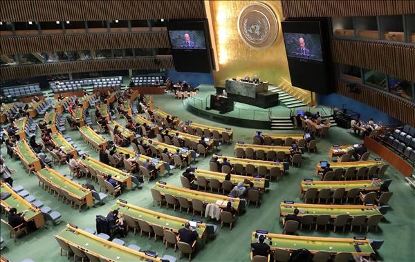 Việt Nam và quốc tế mạnh mẽ kêu gọi chấm dứt cấm vận Cuba