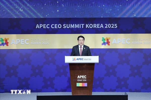 르엉 끄엉 국가주석, 베트남은 언제나 APEC 기업들 위해 문 활짝 열어 환영