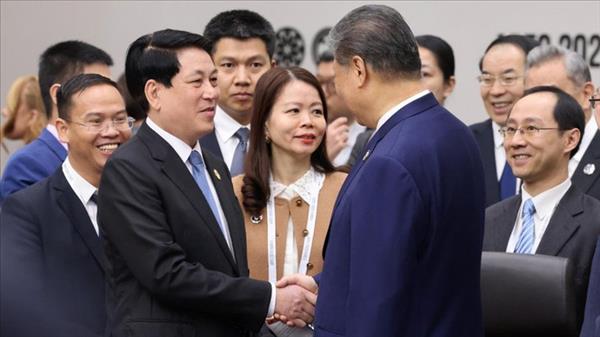 ຫວຽດ​ນາມ ຖື​ເປັນ​ສຳ​ຄັນການ​ພັດ​ທະ​ນາ​ການ​ພົວ​ພັນ​ກັບ​ ຈີນ ແມ່ນ​ບຸ​ລິ​ມະ​ສິດ​ແຖວ​ໜ້າ