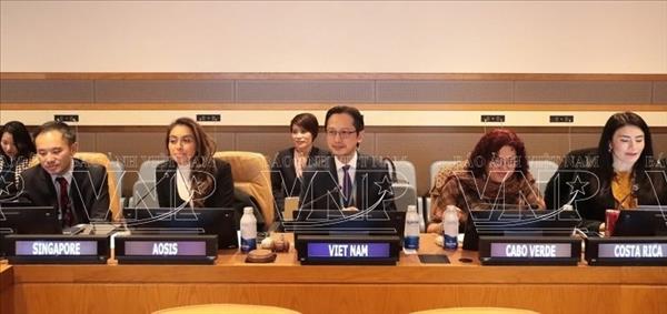 ຫວຽດ​ນາມ ຊຸກ​ຍູ້​ປະ​ຕິ​ບັດ​​ສັນ​ຍາ​ກ່ຽວ​ກັບ​ການ​ອະ​ນຸ​ລັກ​ຮັກ​ສາຊີ​ວະ​ນາໆ​ພັນ​ທະ​ເລ​ຢ່າງ​ມີ​ປະ​ສິດ​ທິ​ຜົນ