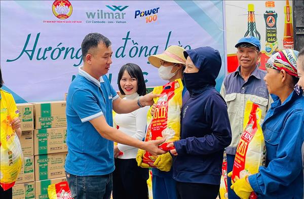 Tập đoàn Wilmar CLV  trao tặng 15 tỷ đồng hỗ trợ người dân khắc phục hậu quả sau thiên tai 