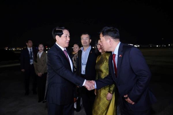 ルオン・クオン国家主席 APEC首脳会議出席 終える