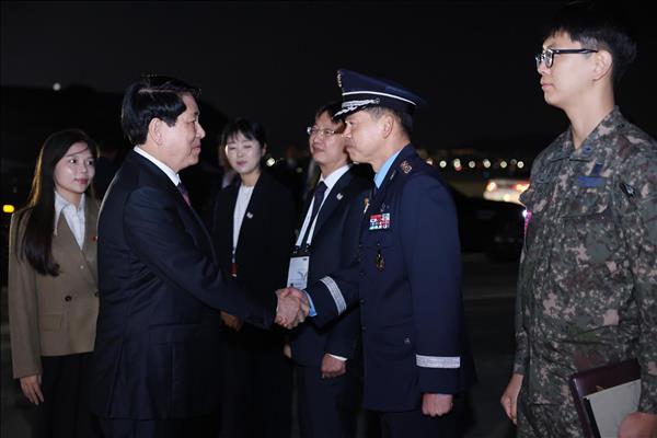 Chủ tịch nước Lương Cường kết thúc tốt đẹp chuyến công tác tham dự Tuần lễ Cấp cao APEC và làm việc song phương tại Hàn Quốc 