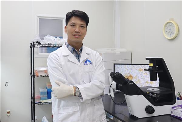 Tiến sĩ người Việt giải bài toán vaccine tả lợn châu Phi cho thế giới