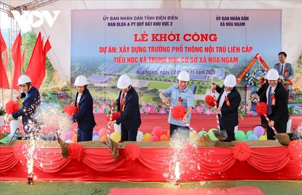 ខេត្ត Dien Bien បើកការដ្ឋានសាងសង់សាលាអន្តេវាសឹកអន្តរកម្រិតចំនួន ៣ ដែលបង្កើតកម្លាំងចលករសម្រាប់ការអភិវឌ្ឍវិស័យអប់រំ