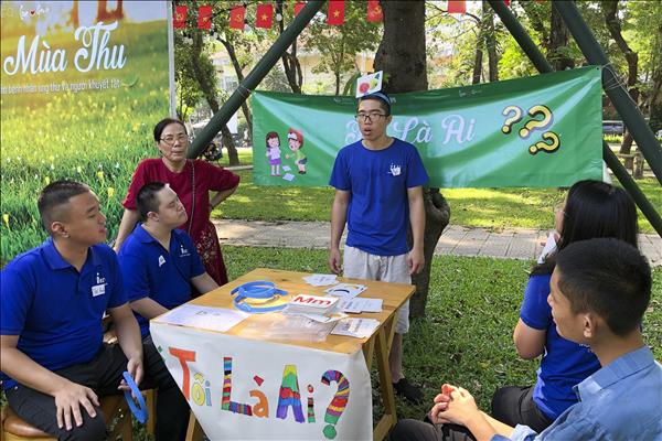 Ngày hội Mùa Thu- Nơi yêu thương được chắp cánh