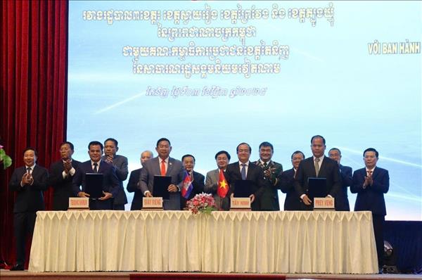 Tây Ninh thúc đẩy giao thương với ba tỉnh biên giới Campuchia