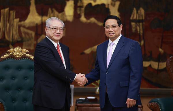 越南政府总理范明政会见日越友好协会关西地区分会主席祯西村