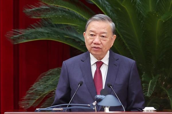 ອັດ​ກອງ​ປະ​ຊຸມ​ຄັ້ງ​ທີ 14 ຄະ​ນະ​ບໍ​ລິ​ຫານ​ງານ​ສູນ​ກາງ​ພັກ​ຊຸດ​ທີ XIII