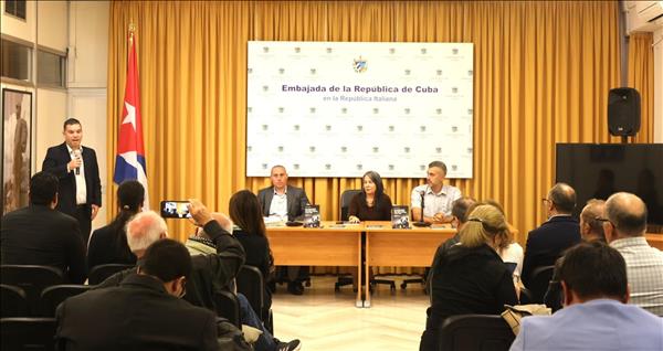 Tình hữu nghị Cuba - Việt Nam dưới góc nhìn của những người bạn Italy 